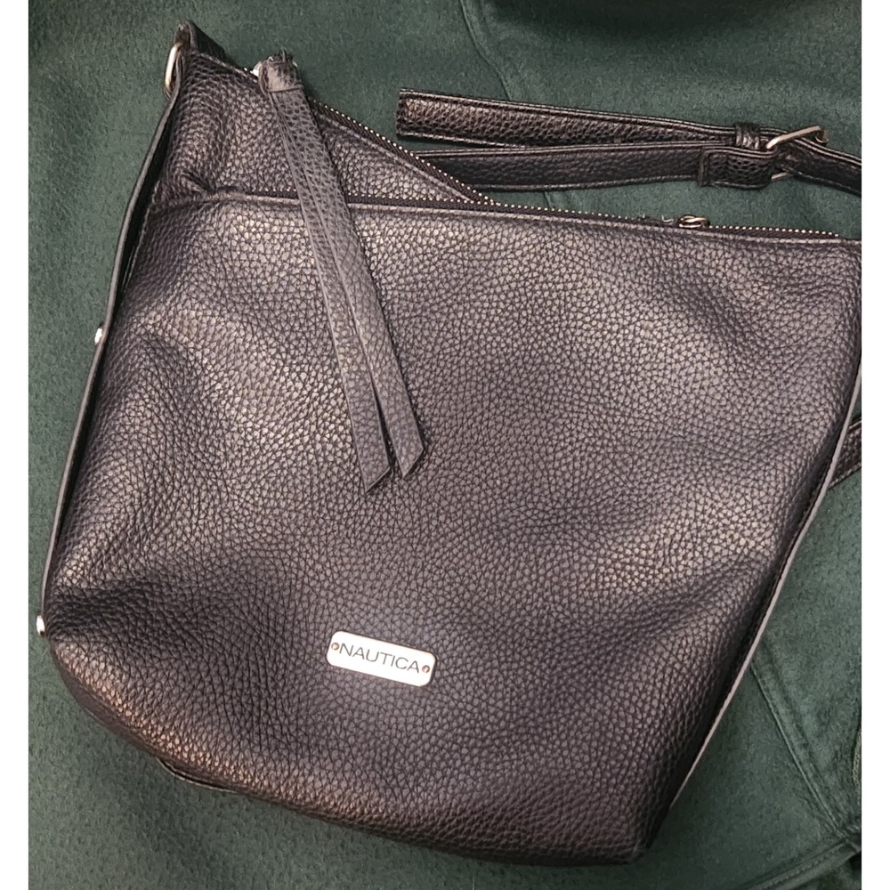 Nautica Crossbody Bag Womens OS Black Excellent Pebbled Vegan Leather Minimalist